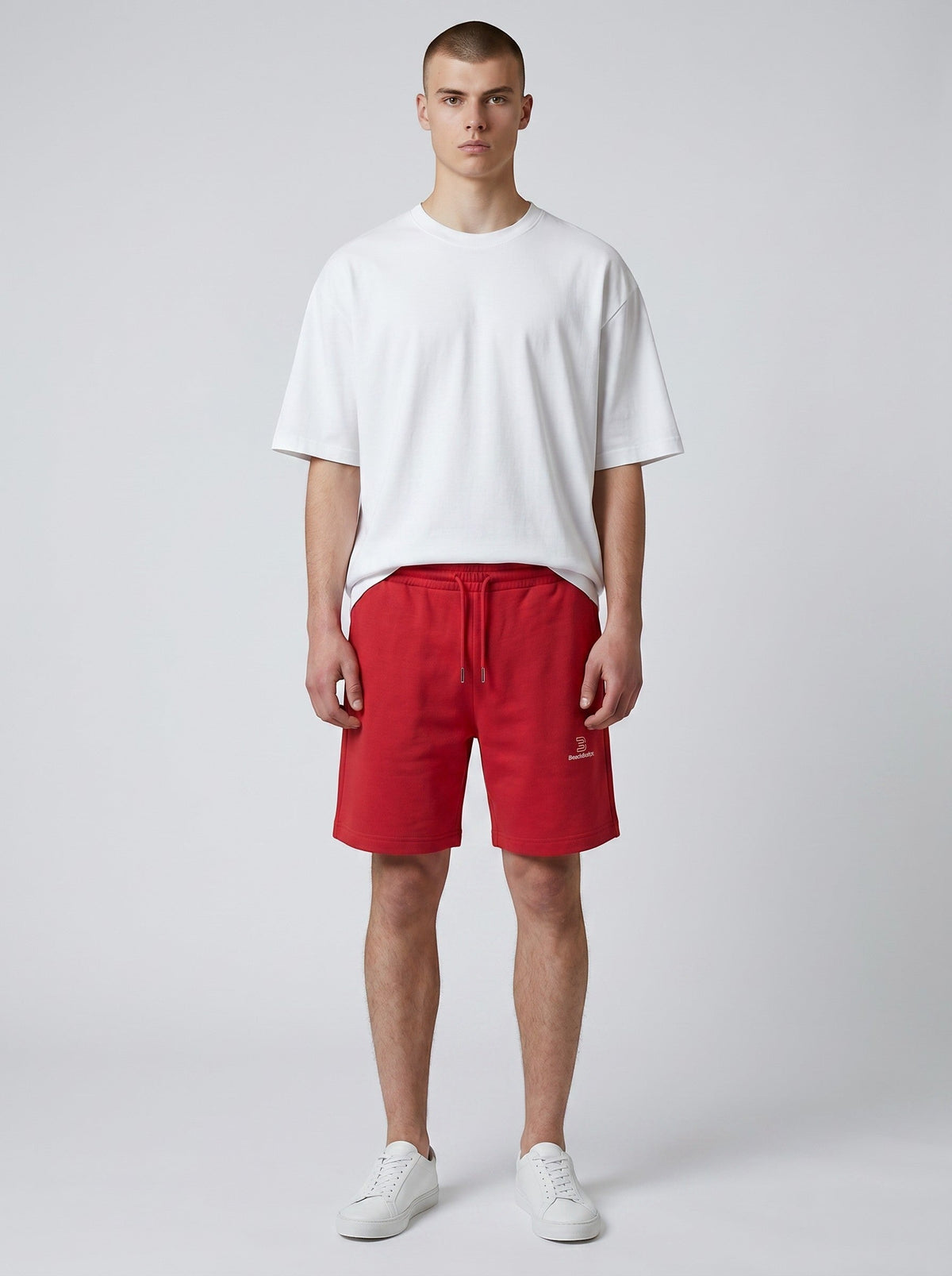 Identity Sweatshorts 300 g/m² – weiße Stickerei - 2 TWU® Clothing